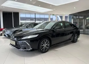 Toyota Camry 2.5 Hybrid Executive CVT