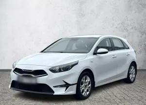 Kia  Ceed 1.5 T-GDI M