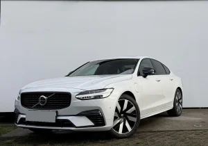 Volvo  S90 T8 AWD Plug-In Hybrid Plus Dark aut