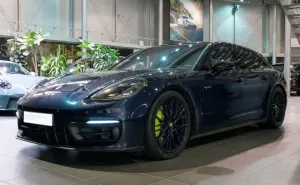 Porsche  Panamera 4S E-Hybrid Sport Turismo