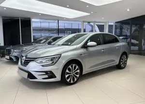 Renault Megane 1.3 TCe Intens EDC