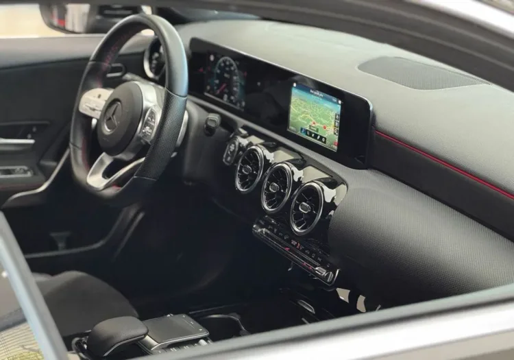 Mercedes-Benz Klasa A A 180 AMG Line 7G-DCT