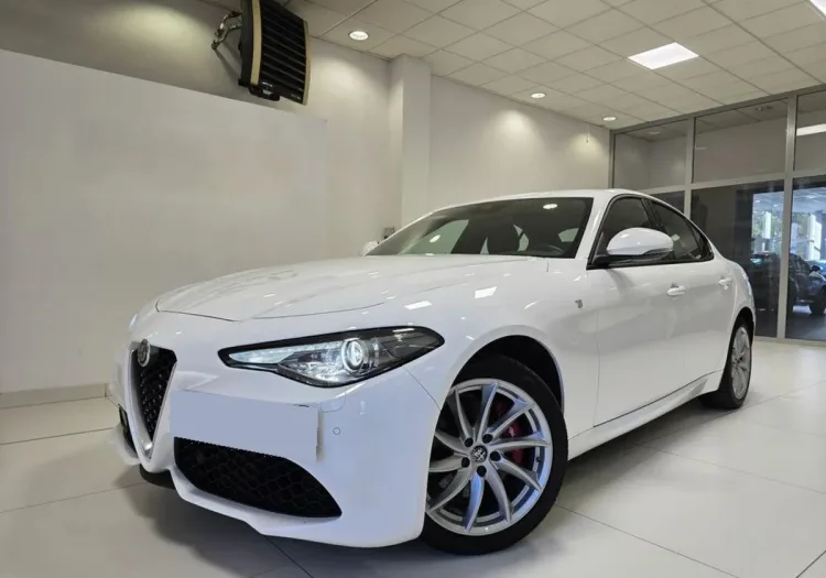 Alfa Romeo Giulia Giulia 2.0 Turbo TI Q4 aut