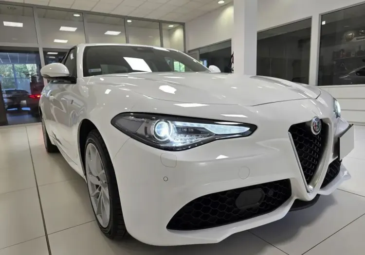Alfa Romeo Giulia Giulia 2.0 Turbo TI Q4 aut