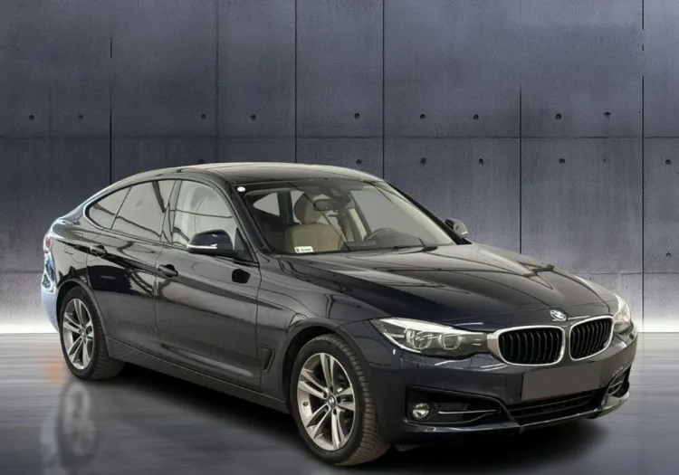 BMW Seria 3 330i GPF xDrive aut