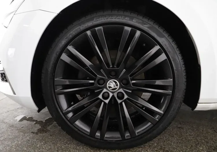 Skoda Superb Superb 2.0 TDI SCR 4x4 L&K DSG