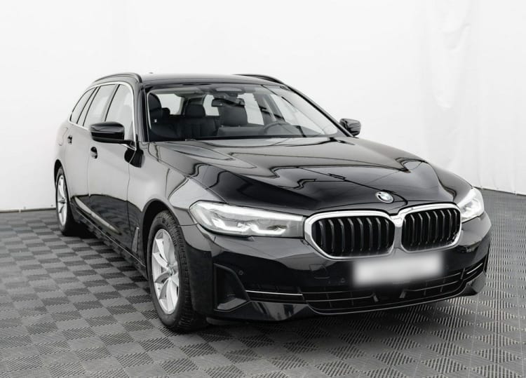 BMW Seria 5 530i xDrive mHEV aut