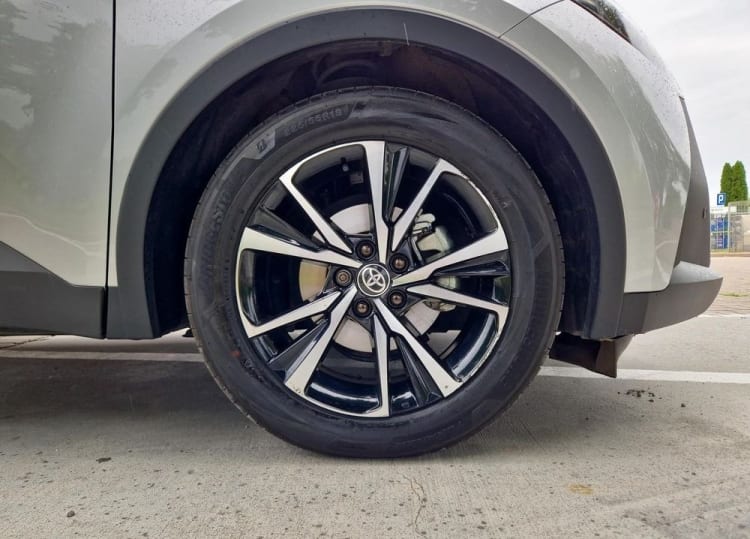 Toyota C-HR C-HR 2.0 Hybrid Dynamic Force Style