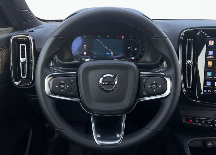 Volvo XC 40 XC40 B3 Plus Dark aut