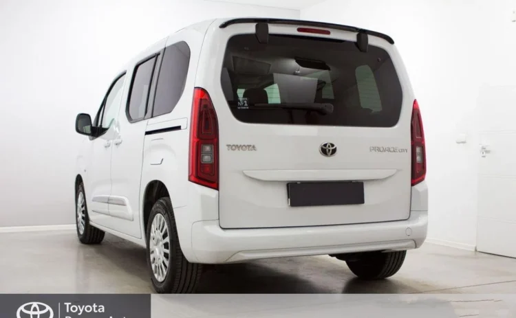 Toyota Proace City Proace City Verso 1.5 D-4D Business
