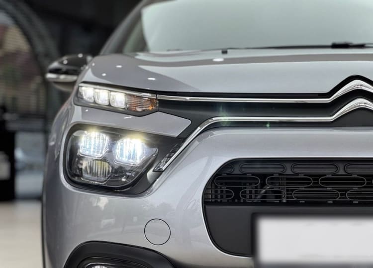 Citroen C3 C3 1.2 PureTech Shine EAT6