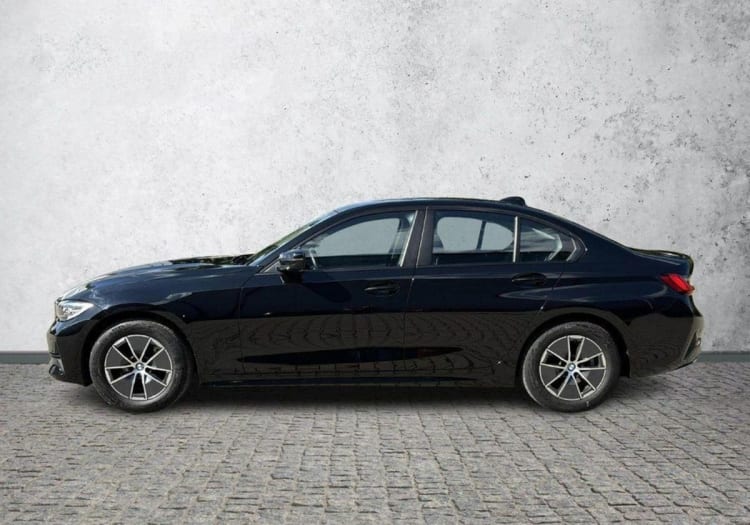 BMW Seria 3 318i Advantage sport-aut