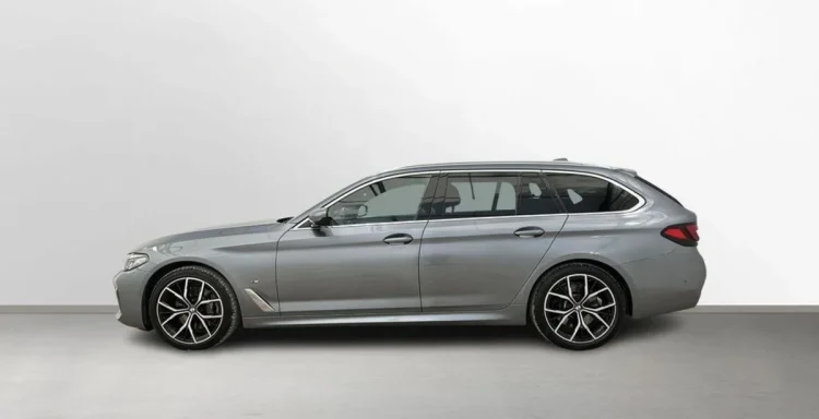 BMW Seria 5 530d xDrive mHEV sport-aut