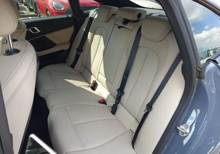 BMW Seria 2 220i M Sport aut