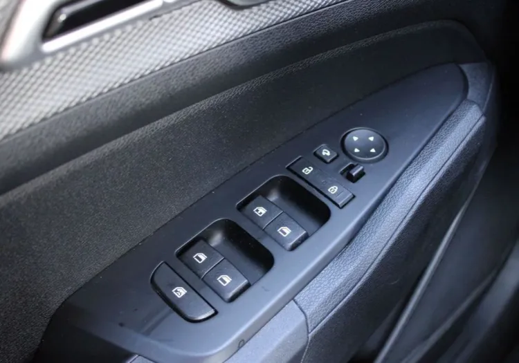 Kia Sportage Sportage 1.6 T-GDI mHEV M 2WD DCT