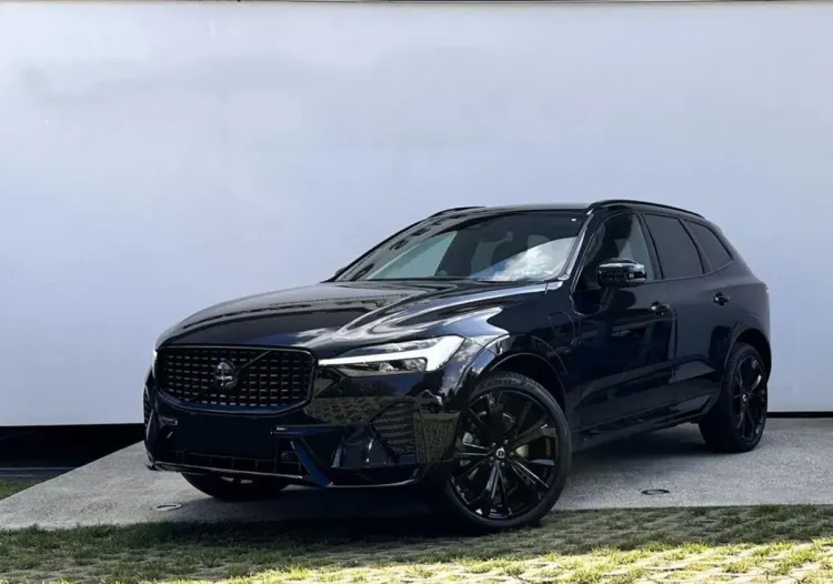 Volvo XC 60 XC 60 T8 Plug-In Hybrid AWD Plus Black Edition aut