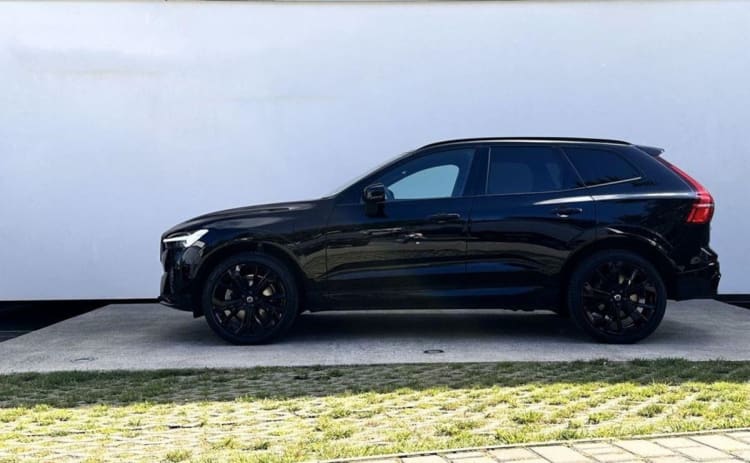 Volvo XC 60 XC 60 T8 Plug-In Hybrid AWD Plus Black Edition aut