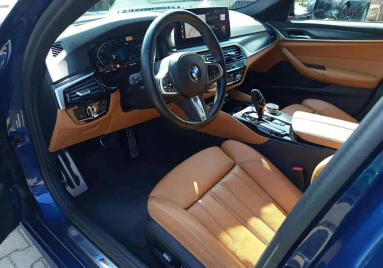 BMW Seria 5 530d xDrive mHEV aut