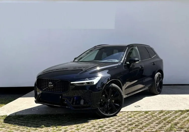 Volvo XC 60 XC 60 B5 B AWD Plus Black Edition aut