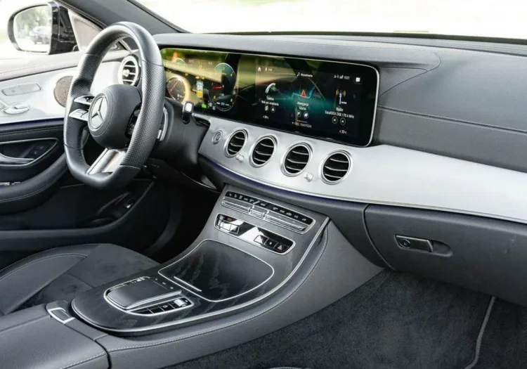 Mercedes-Benz Klasa E E 220 d 4-Matic