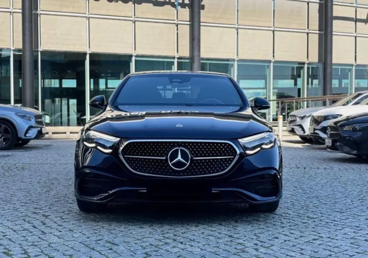Mercedes-Benz Klasa E E 220 d mHEV 4-Matic AMG 9G-Tronic