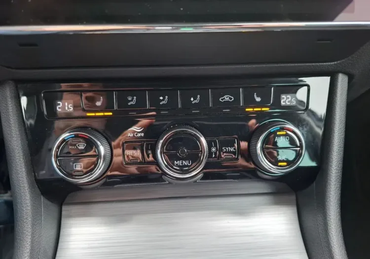 Skoda Superb Superb 2.0 TDI SCR Ambition DSG