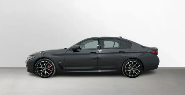 BMW Seria 5 530i xDrive mHEV aut