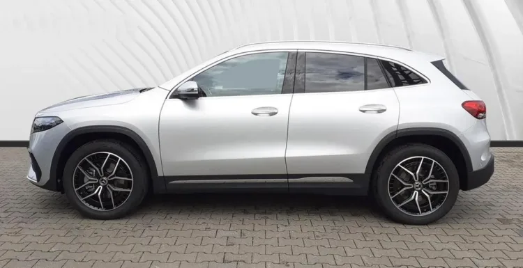 Mercedes-Benz EQA EQA 300 4-Matic AMG Line