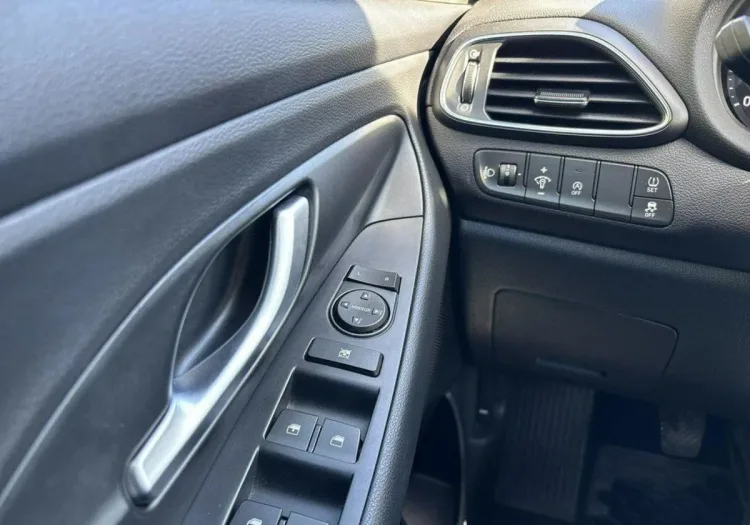 Hyundai i30 i30 1.5 DPI Modern