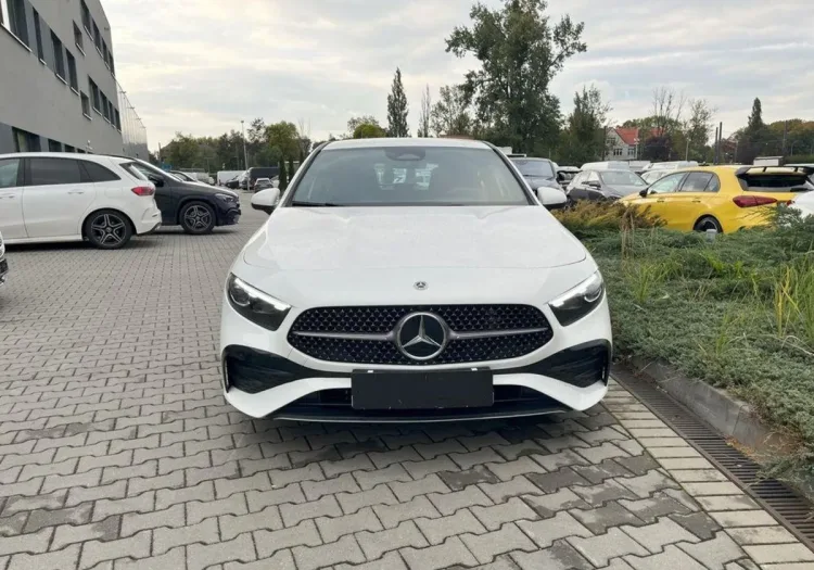 Mercedes-Benz Klasa A A 200 AMG Line 7G-DCT