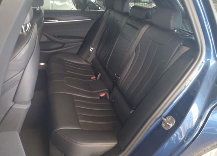 BMW Seria 5 530d xDrive mHEV aut