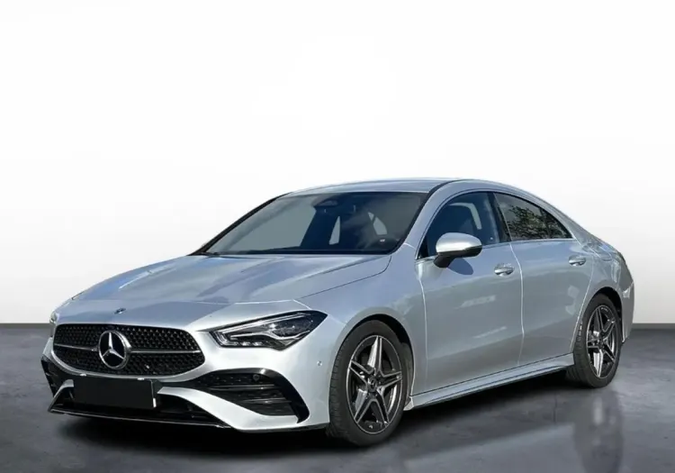 Mercedes-Benz CLA CLA 200 AMG Line 7G-DCT