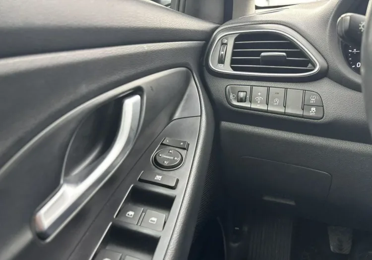 Hyundai i30 i30 1.5 DPI Classic +