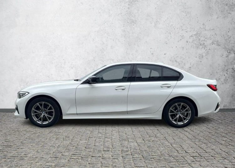 BMW Seria 3 318i Sport Line aut