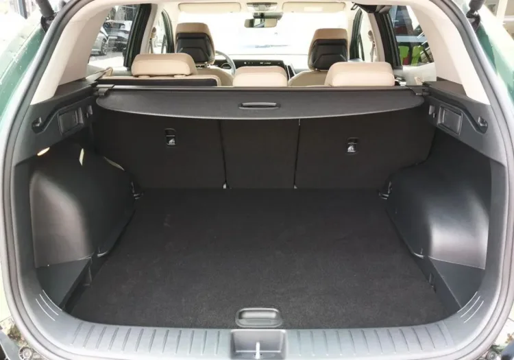 Kia Sportage Sportage 1.6 T-GDI HEV Business Line 4WD aut