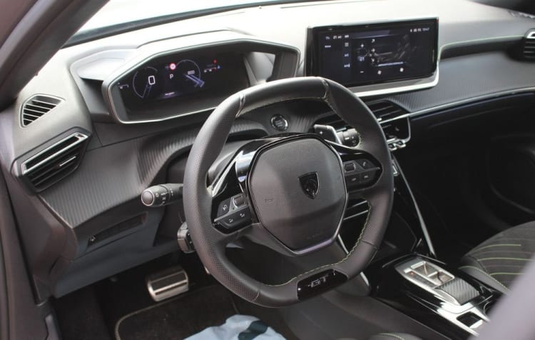 Peugeot 2008 2008 PureTech 130 GT S&S EAT8