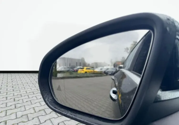 Mercedes-Benz CLA CLA 200 7G-DCT