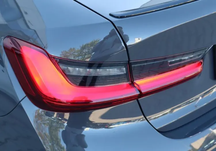 BMW Seria 3 320d xDrive mHEV M Sport sport-aut