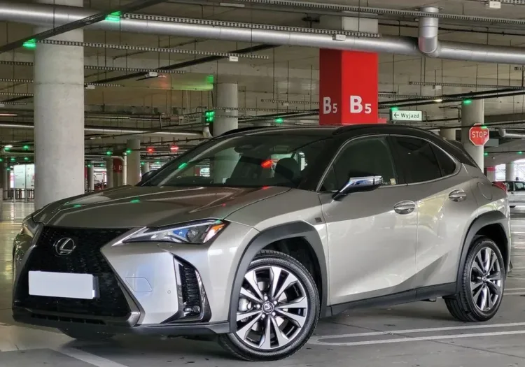 Lexus UX UX 300h F Sport Design