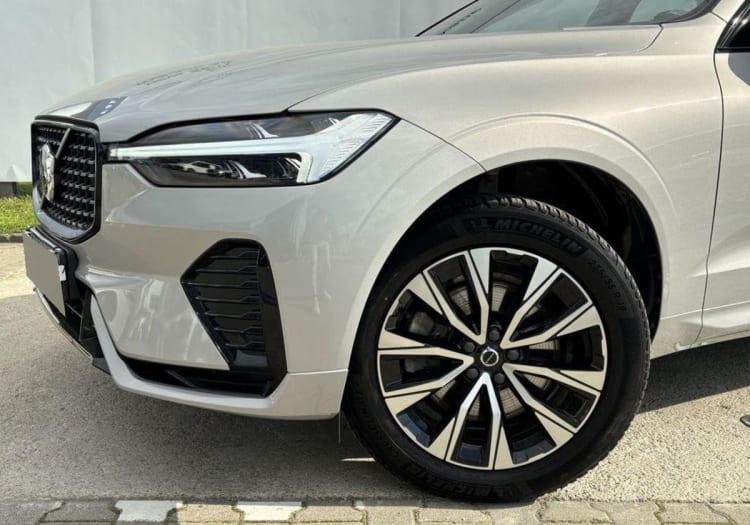 Volvo XC 60 XC 60 B4 B Plus Dark aut