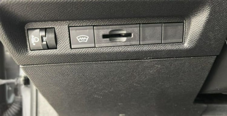 Peugeot 308 308 1.2 mHEV Allure S&S e-DCS6