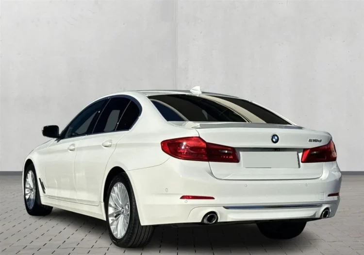 BMW Seria 5 518d Luxury Line sport-aut
