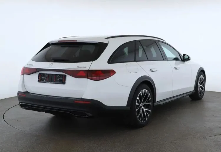 Mercedes-Benz Klasa E E 300 de PHEV 4-Matic All-Terrain Avantgarde 9G-Tronic