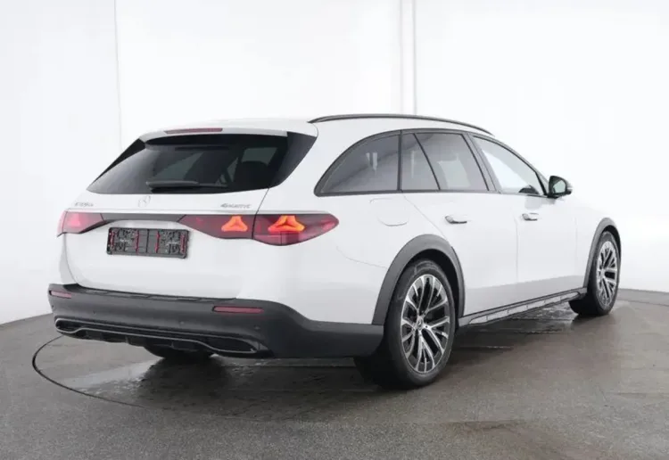 Mercedes-Benz Klasa E E 300 de PHEV 4-Matic All-Terrain Avantgarde 9G-Tronic