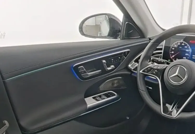 Mercedes-Benz Klasa E E 300 de PHEV 4-Matic All-Terrain Avantgarde 9G-Tronic