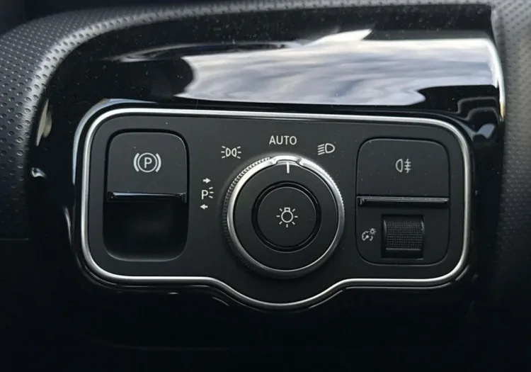 Mercedes-Benz CLA CLA 200 mHEV AMG Line 7G-DCT