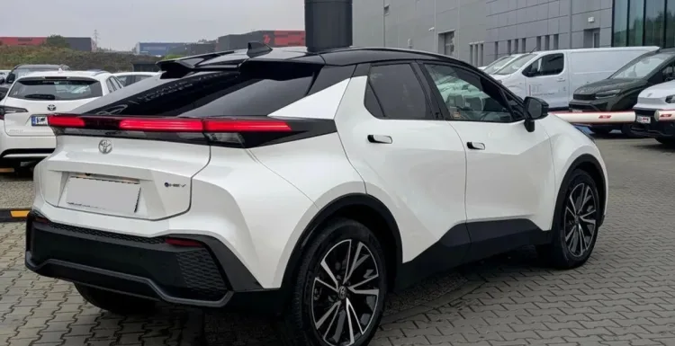 Toyota C-HR C-HR 2.0 Hybrid Dynamic Force Executive