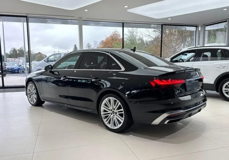 Audi A4 A4 35 TFSI mHEV S Line S tronic