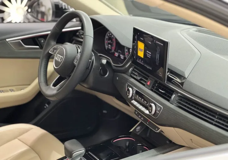 Audi A4 A4 35 TFSI mHEV S Line S tronic