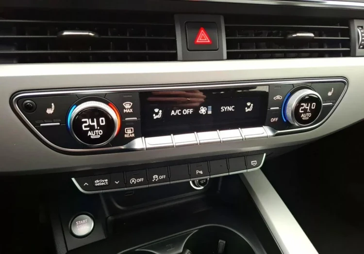 Audi A4 A4 40 TDI Advanced S tronic